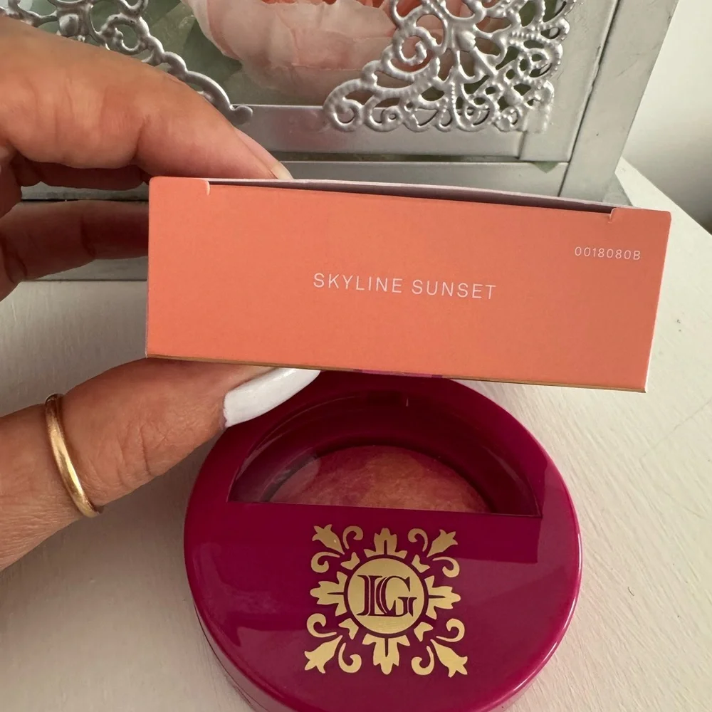 LAURA GELLER LIMITED EDITION MARBLEIZED BLUSH COLOR SKYLINE SUNSET